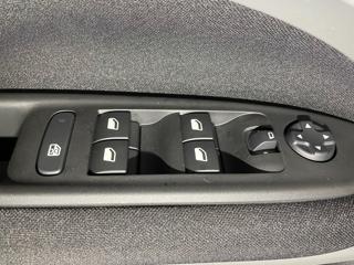 JEEP Avenger usata, con Servosterzo