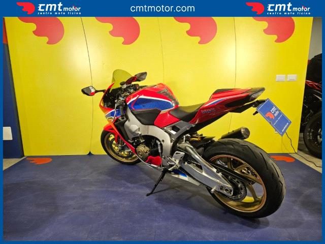 HONDA CBR 1000 RR usata 8