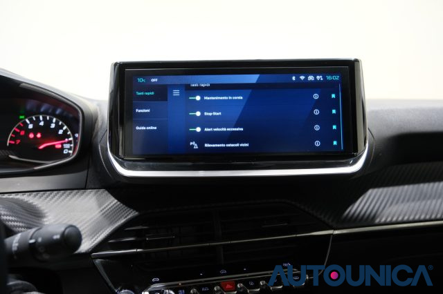 PEUGEOT 208 usata, con Isofix