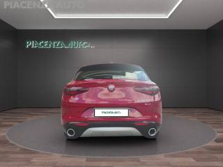ALFA ROMEO Stelvio usata, con Alzacristalli elettrici