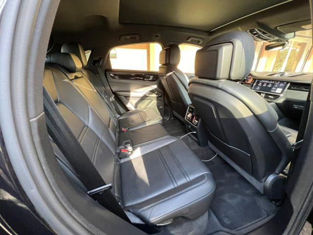 PORSCHE Cayenne usata, con Interni in pelle