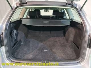 VOLKSWAGEN Passat usata 42