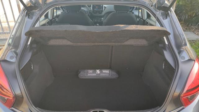 PEUGEOT 208 usata, con Alzacristalli elettrici