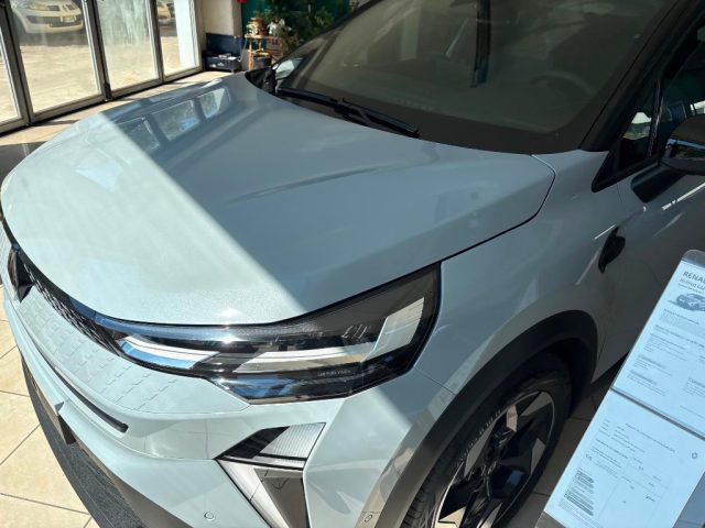 RENAULT Captur usata, con Autoradio