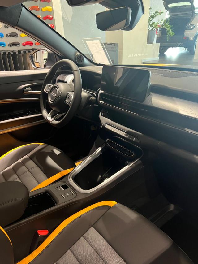 JEEP Avenger usata, con Controllo automatico clima