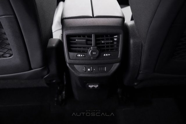 PEUGEOT 5008 usata, con Sensore di pioggia