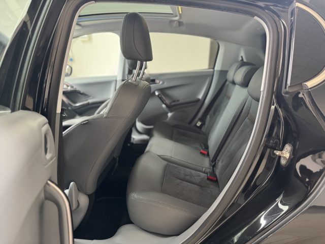 PEUGEOT 208 usata, con Chiusura centralizzata