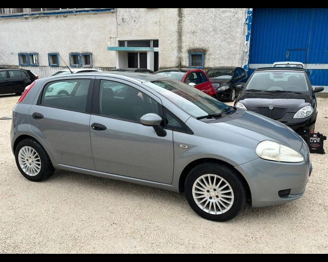 FIAT Grande Punto usata 16