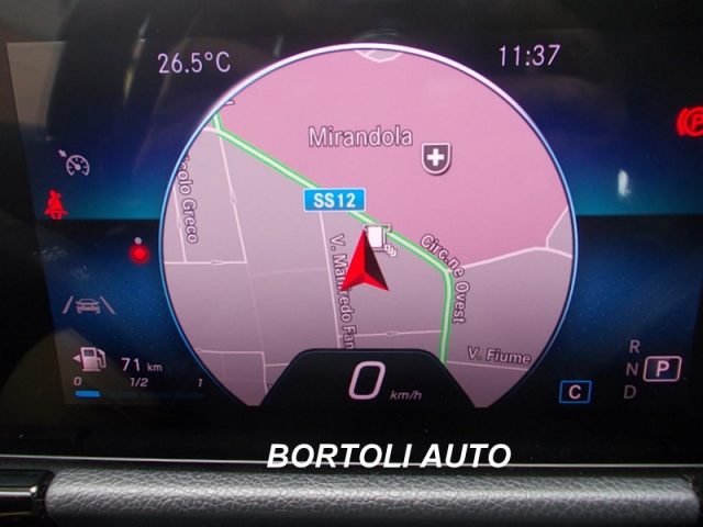 MERCEDES-BENZ GLA 200 usata, con Touch screen