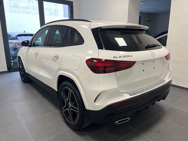 MERCEDES-BENZ GLA 200 usata, con Airbag laterali