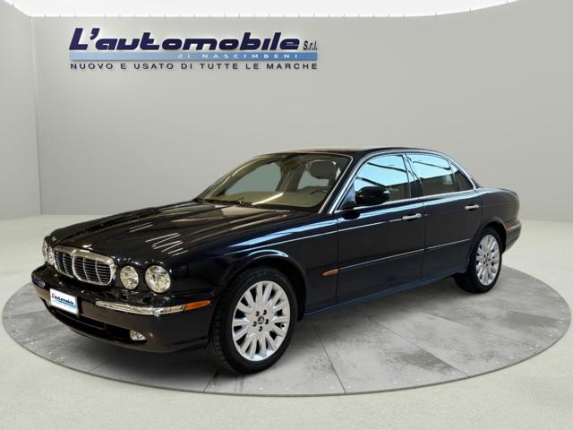 JAGUAR XJ8 usata, con ABS