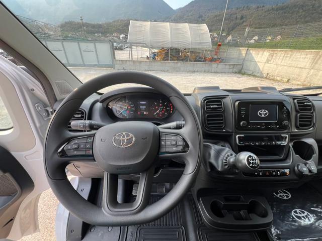 TOYOTA Proace Max usata, con Cruise Control