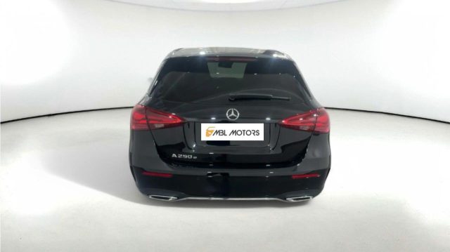 MERCEDES-BENZ A 250 usata, con Alzacristalli elettrici