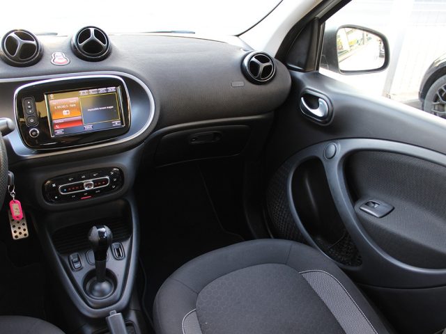 SMART ForFour usata, con Sedile posteriore sdoppiato