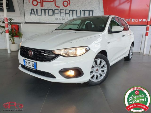 FIAT Tipo usata, con Sensori di parcheggio posteriori