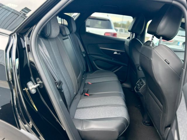 PEUGEOT 3008 usata, con Fari LED