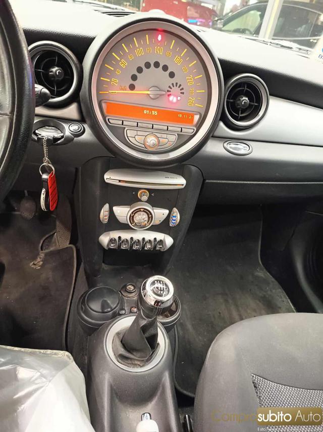 MINI Cooper D usata 17