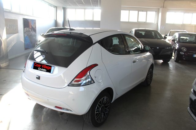 LANCIA Ypsilon usata, con Airbag Passeggero