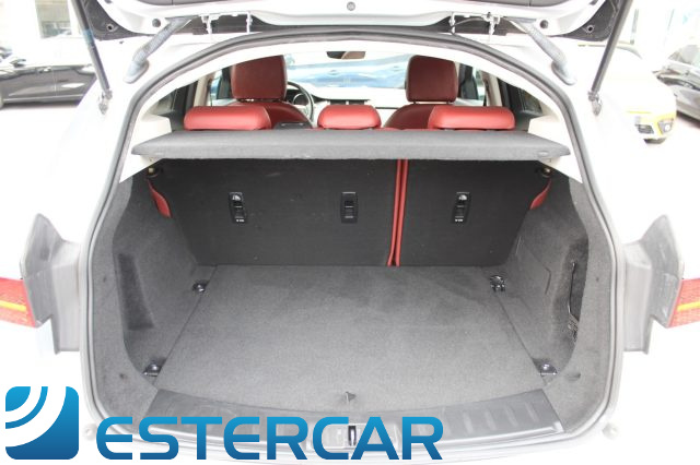 JAGUAR E-Pace usata, con MP3