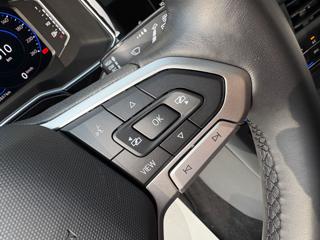 VOLKSWAGEN Taigo usata, con USB