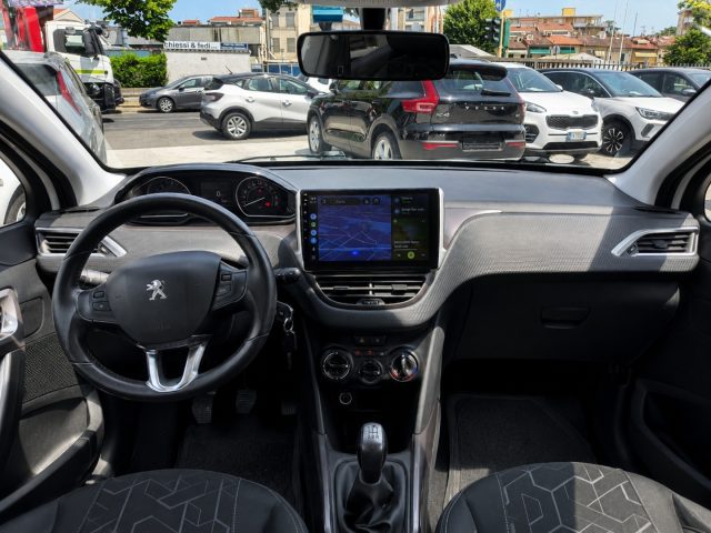 PEUGEOT 2008 usata, con Cruise Control