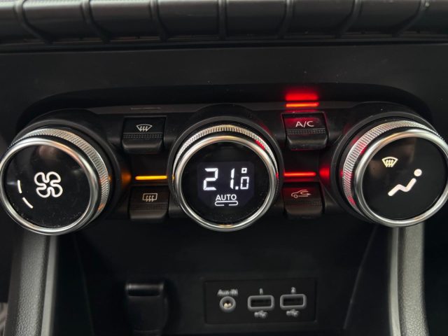 RENAULT Captur usata, con Volante multifunzione