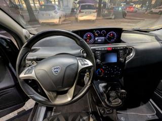 LANCIA Ypsilon usata, con Sedile posteriore sdoppiato