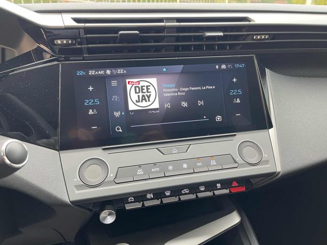 PEUGEOT 308 usata, con Sedile posteriore sdoppiato
