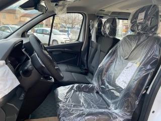 RENAULT Trafic usata, con Fari LED