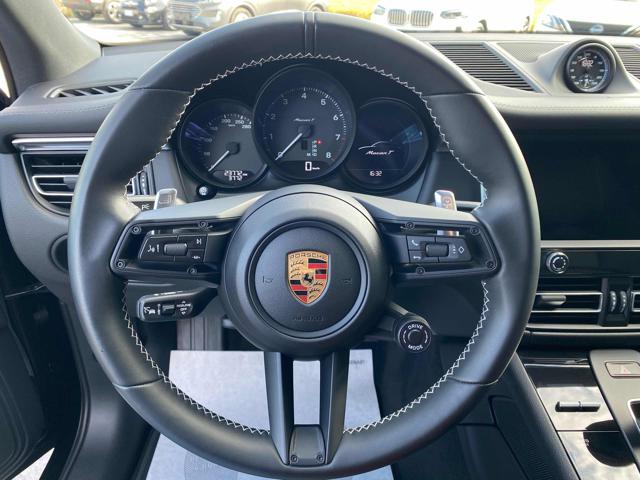 PORSCHE Macan usata, con Park Distance Control