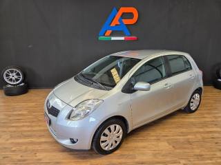 TOYOTA Yaris usata, con Airbag