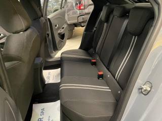 OPEL Corsa usata, con Leve al volante