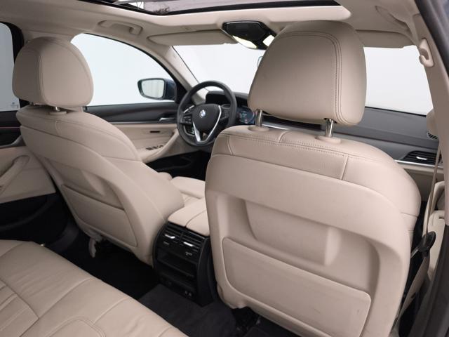 BMW 520 usata, con Fari LED