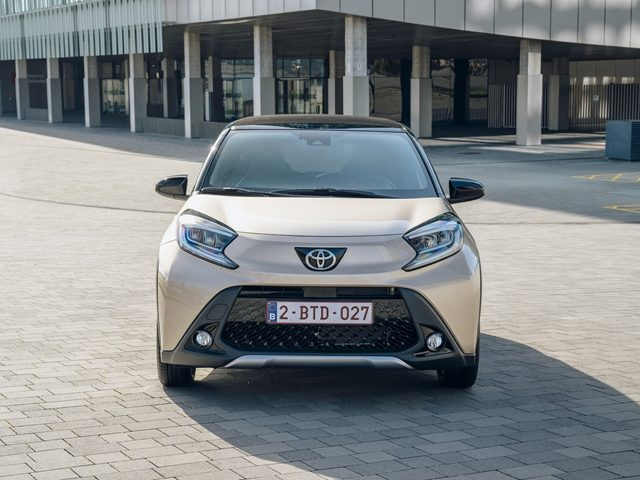 TOYOTA Aygo X usata, con ABS