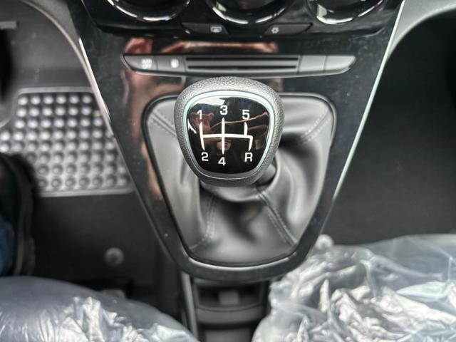 LANCIA Ypsilon usata, con ESP