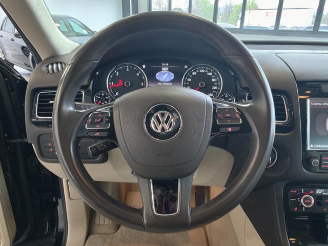 VOLKSWAGEN Touareg usata, con Chiusura centralizzata