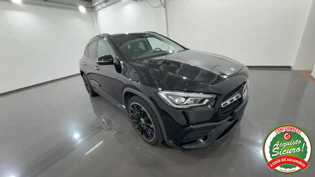 MERCEDES-BENZ GLA 200 usata, con Airbag