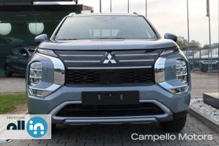 MITSUBISHI Outlander usata 1