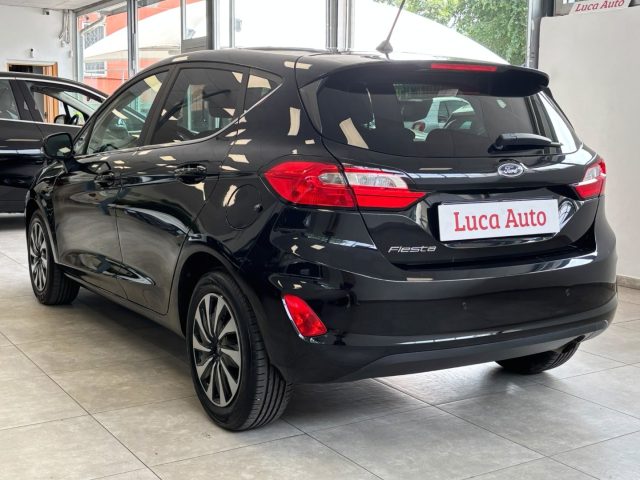 FORD Fiesta usata, con Autoradio
