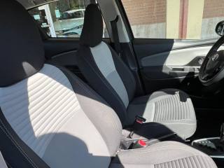 TOYOTA Yaris usata, con Fendinebbia
