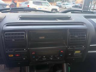 LAND ROVER Discovery usata, con Interni in pelle