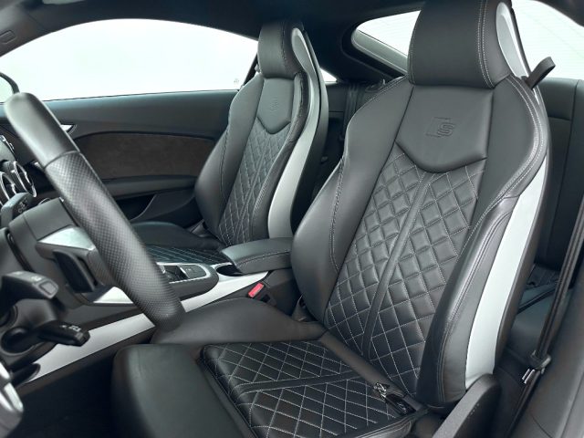 AUDI TT usata, con Controllo automatico clima