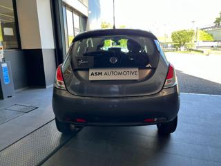 LANCIA Ypsilon usata, con Autoradio