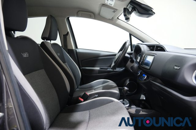 TOYOTA Yaris usata 49