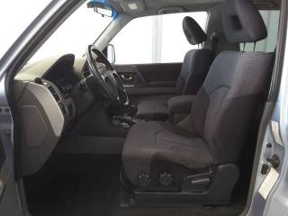 MITSUBISHI Pajero usata, con Autoradio