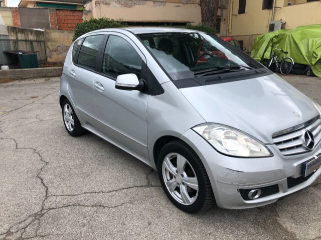 MERCEDES-BENZ A 180 usata, con Airbag