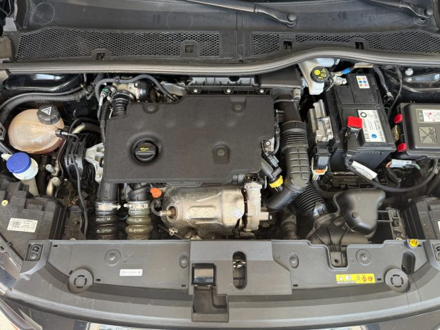 OPEL Corsa usata, con Touch screen