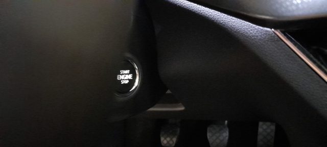 SKODA Kamiq usata, con Riconoscimento dei segnali stradali