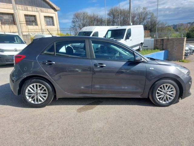 KIA Rio usata 4