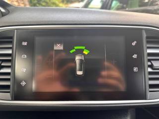 PEUGEOT 308 usata, con Fari Xenon